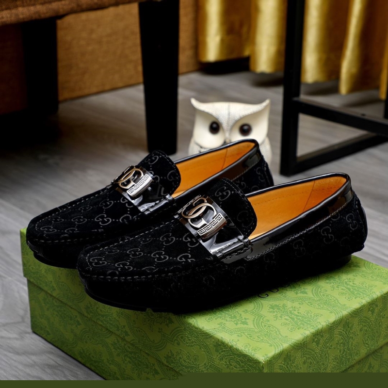 G*u*i leather shoes